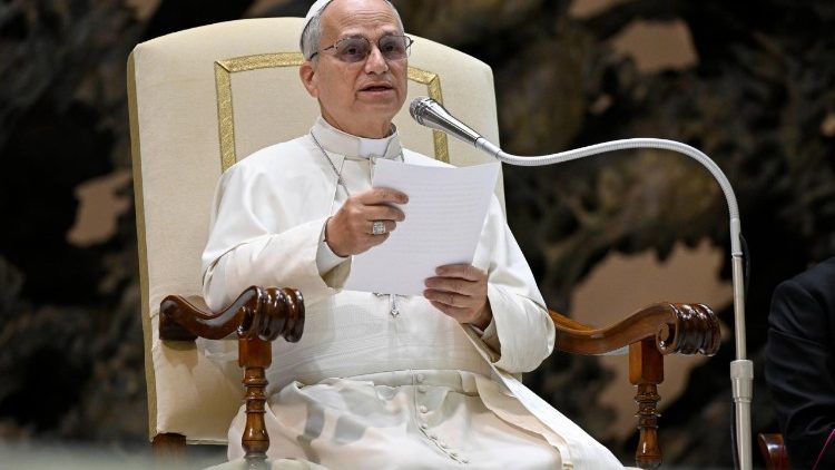 Papa: Deus fala através da Bíblia, devemos interpretá-la sem fundamentalismos - Jornal O São Paulo