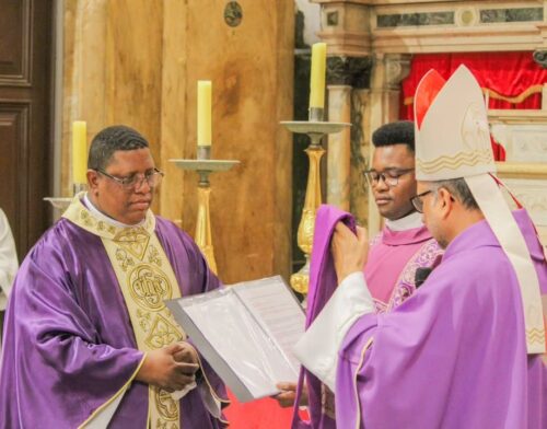 Formações, visitas missionárias e posses de párocos em destaque na Região Sé - Jornal O São Paulo