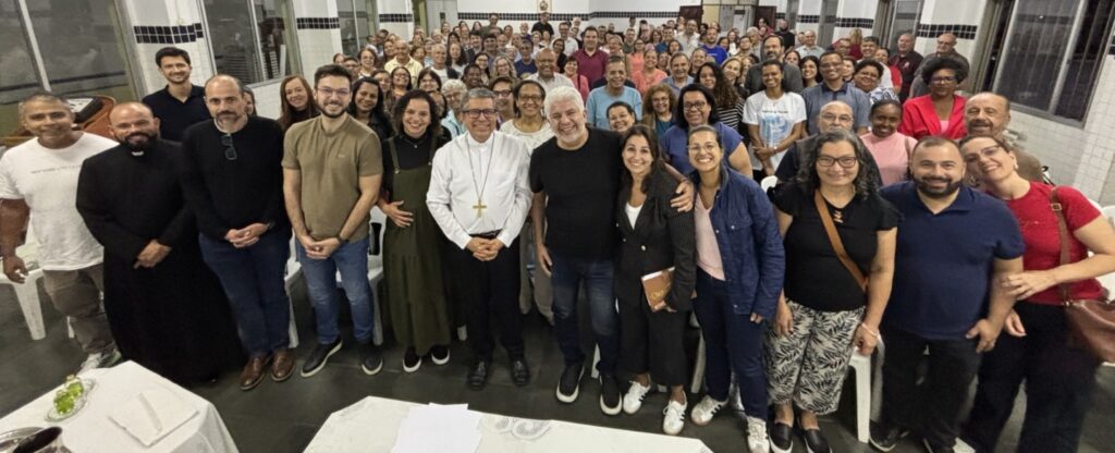 Dom Edilson participa de encontros formativos e preside missas na Região Lapa - Jornal O São Paulo