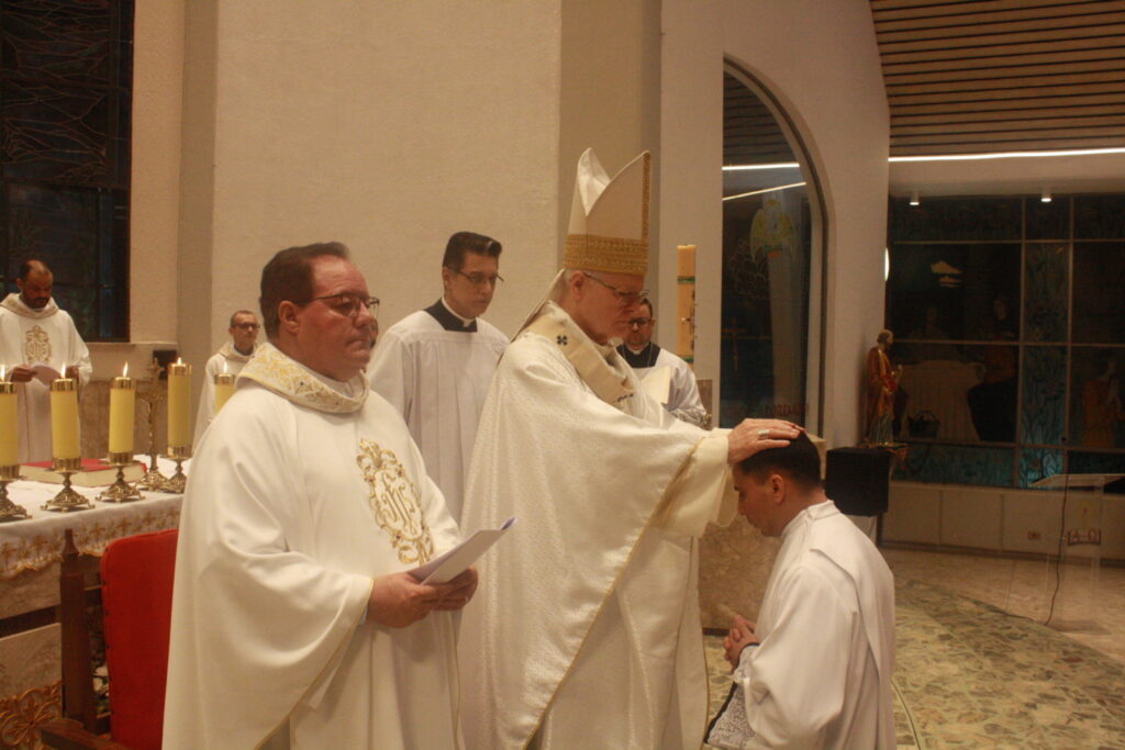 Dom Odilo ordena ao diaconato o religioso rogacionista Digno Silvero - Jornal O São Paulo