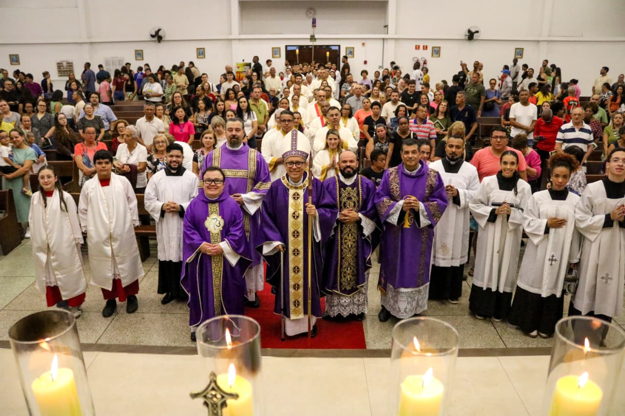 Dom Edilson participa de encontros formativos e preside missas na Região Lapa - Jornal O São Paulo
