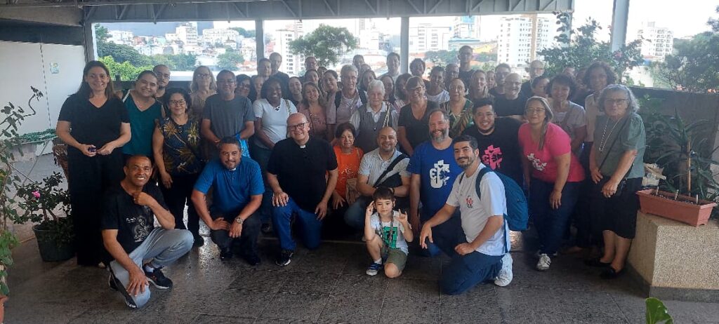 Posse de pároco, investidura de MESCs e reunião da comissão do Anúncio são destaques em Santana - Jornal O São Paulo