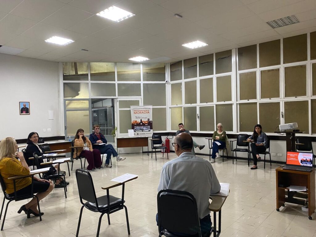 Dom Rogério dá posse a párocos em paróquas da Região Sé - Jornal O São Paulo