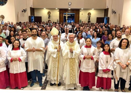 Em Santana, Dom Márcio preside crismas e missas no Dia de São José