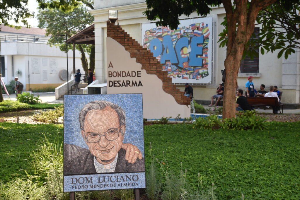 Arsenal da Esperança estampa a solidariedade em forma de arte