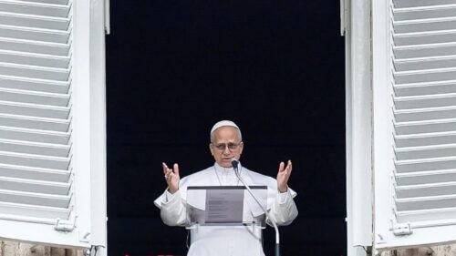 Papa exorta a humanidade a libertar-se do sepulcro do materialismo e da violência - Jornal O São Paulo