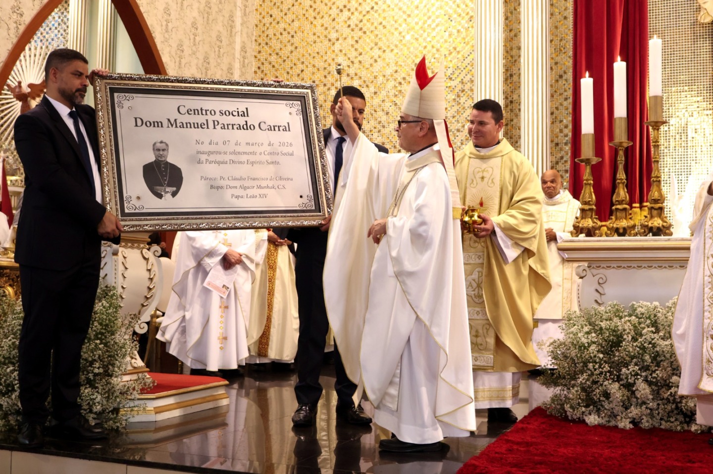 Dom Manuel Parrado e Dom Pedro Luiz Stringhini celebram 25 anos de episcopado - Jornal O São Paulo