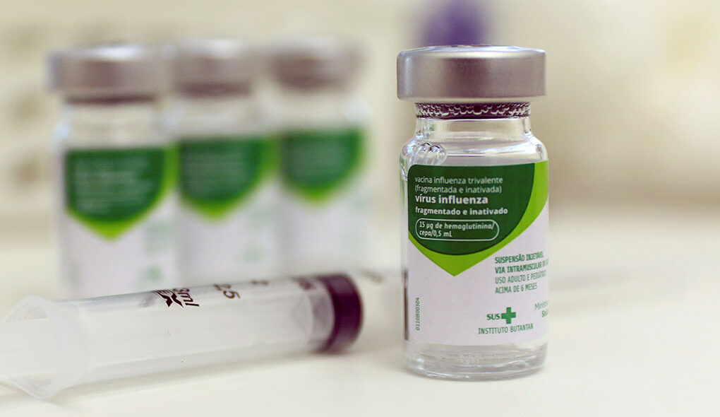 Grupos prioritários recebem vacinação contra influenza no sábado, 28 - Jornal O São Paulo