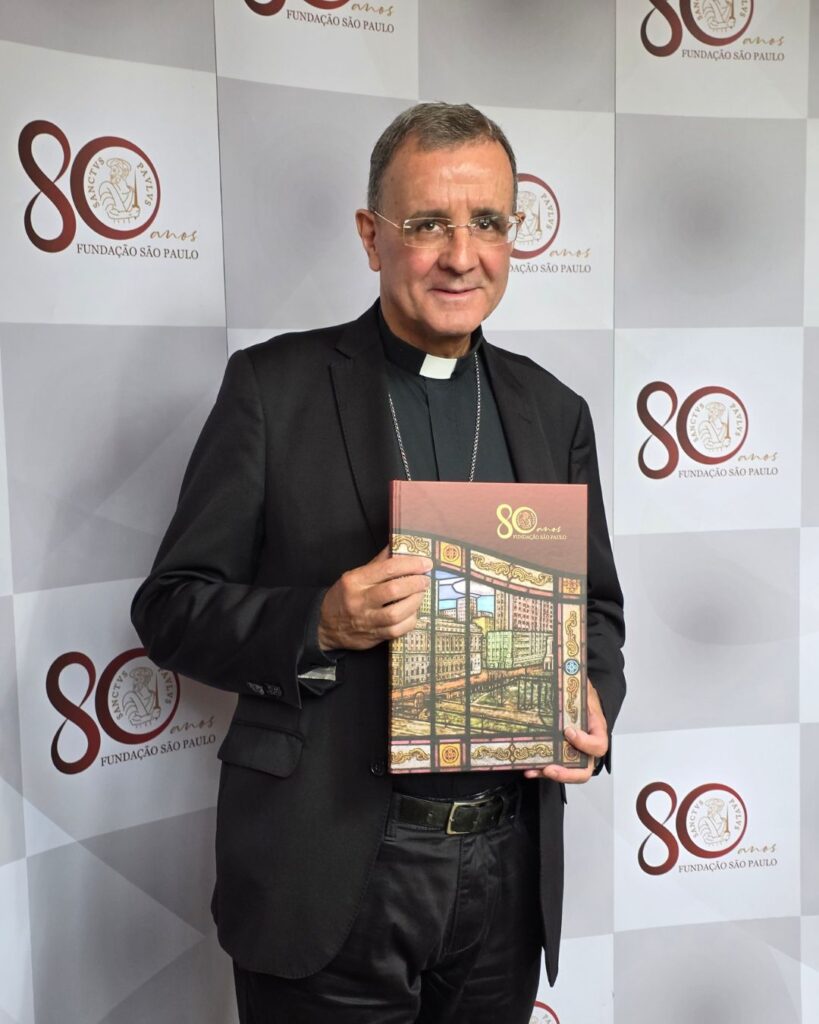 Fundação São Paulo lança livro sobre seus 80 anos de história