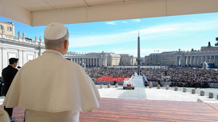Leão XIV: a Igreja, como comunhão dos fiéis, não pode errar na fé - Jornal O São Paulo