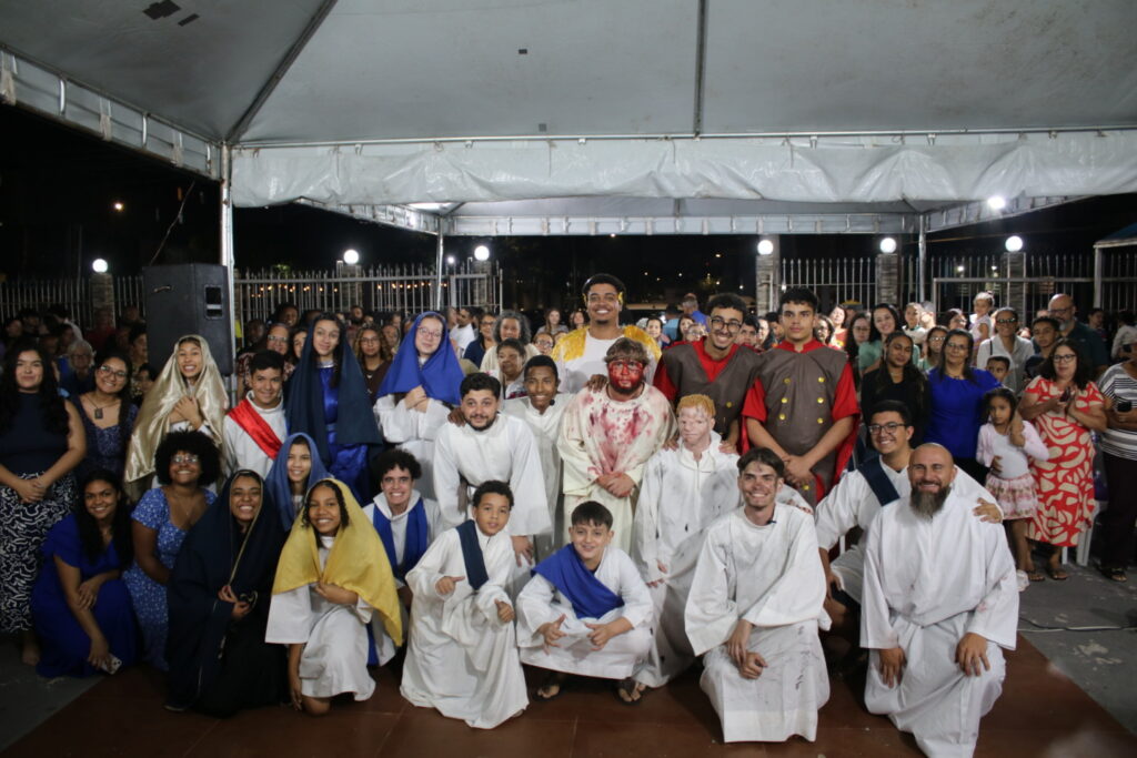 Dom Carlos Silva: ‘Não basta carregar os ramos, é preciso seguir Jesus!’ - Jornal O São Paulo