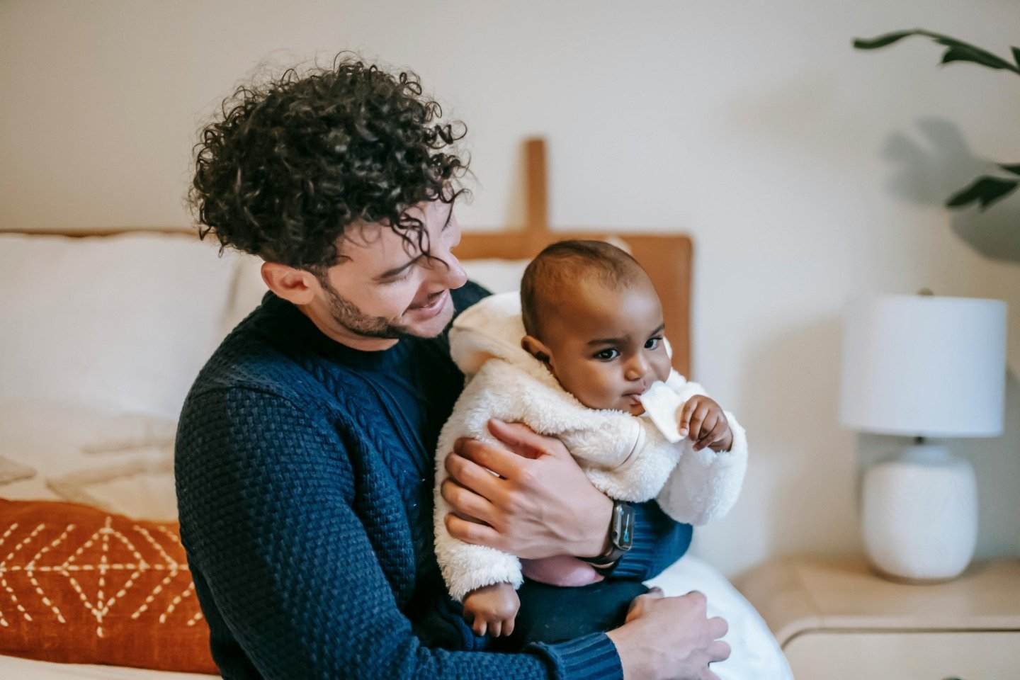 Sancionada a lei que amplia a licença-paternidade - Jornal O São Paulo