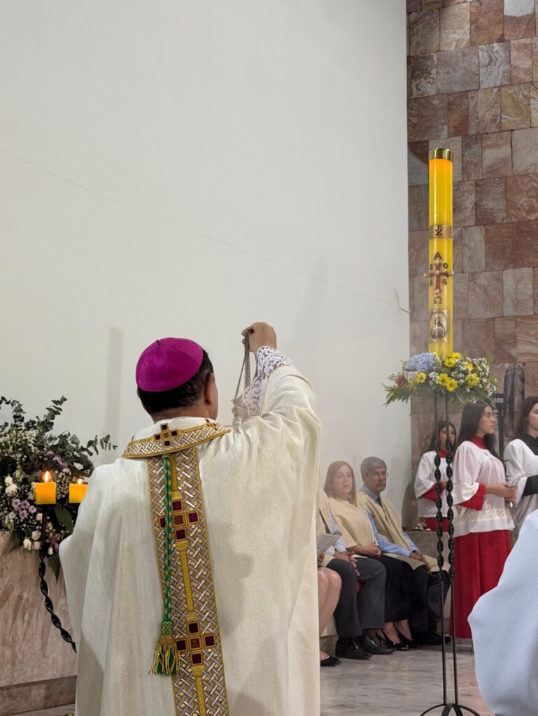 Na Solene Vigília Pascal, Dom Cícero exorta: ‘Levanta-te e deixa o túmulo” - Jornal O São Paulo