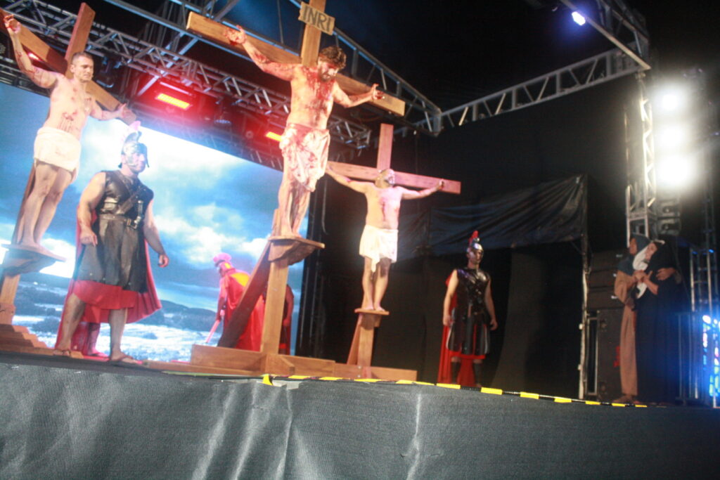 Dom Edilson preside celebrações do Tríduo Pascal e de Páscoa na Lapa - Jornal O São Paulo