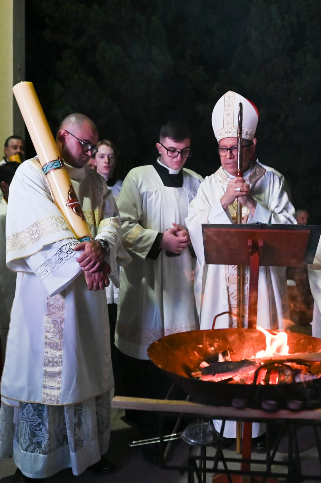 Dom Edilson preside celebrações do Tríduo Pascal e de Páscoa na Lapa - Jornal O São Paulo
