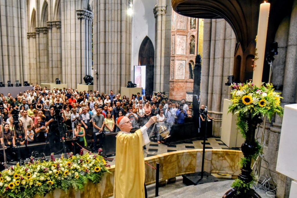 Páscoa: com o Cristo ressuscitado, passamos da morte para a vida nova pelo Batismo - Jornal O São Paulo