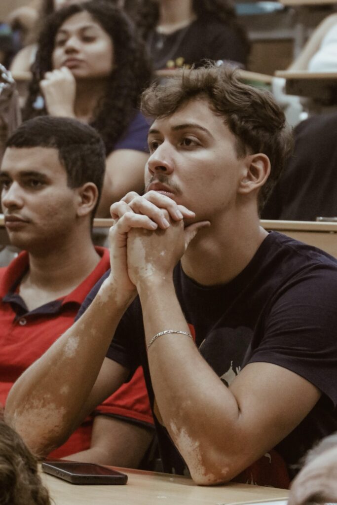 Cresce a busca de jovens e adultos pela Igreja Católica em todo o mundo - Jornal O São Paulo