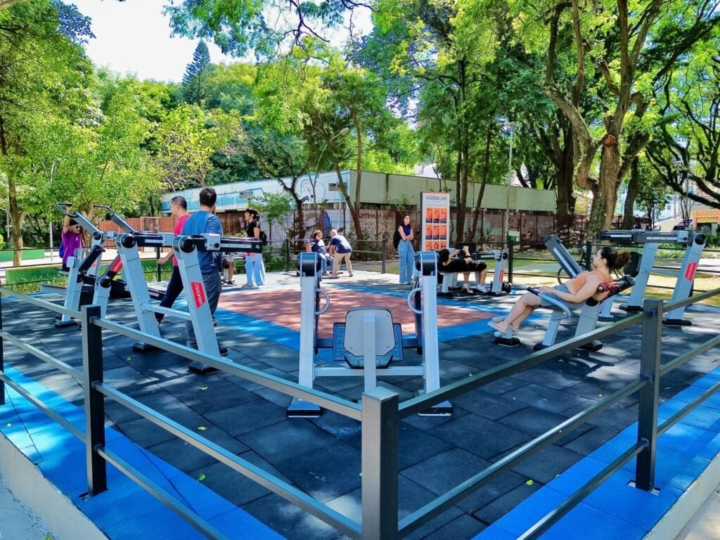 Prefeitura entrega na Zona Norte primeira academia gratuita ao ar livre - Jornal O São Paulo