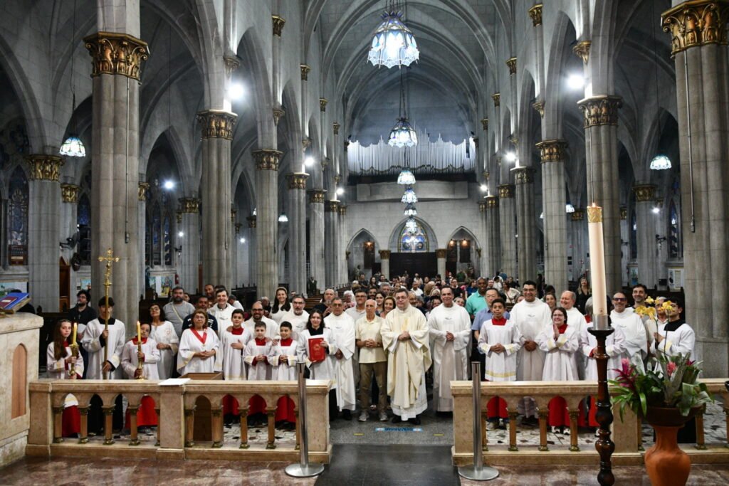 Bispo secretário-executivo do Celam preside missa em paróquia no Ipiranga - Jornal O São Paulo