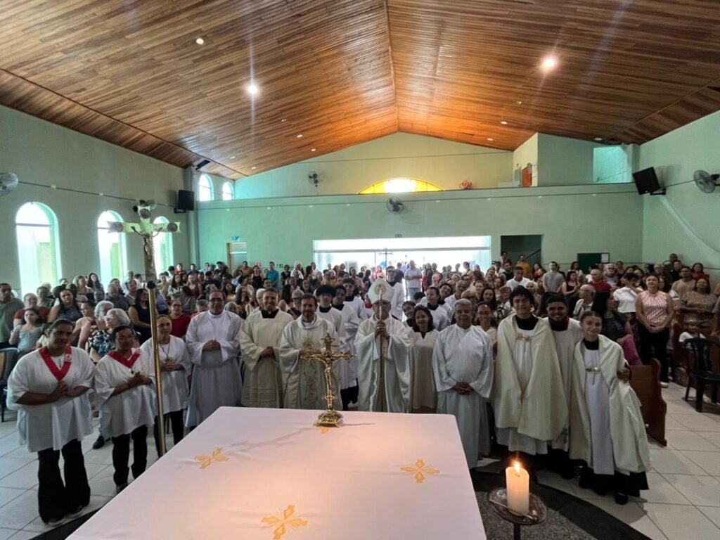 Dom Carlos: ‘Cristo é a porta da nossa comunidade’ - Jornal O São Paulo