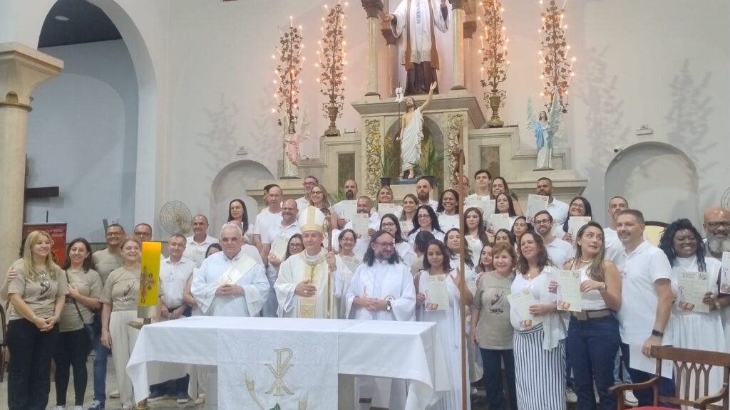 Formações, festas de padroeiro, ações sociais e missas com Crisma são destaques no Ipiranga - Jornal O São Paulo