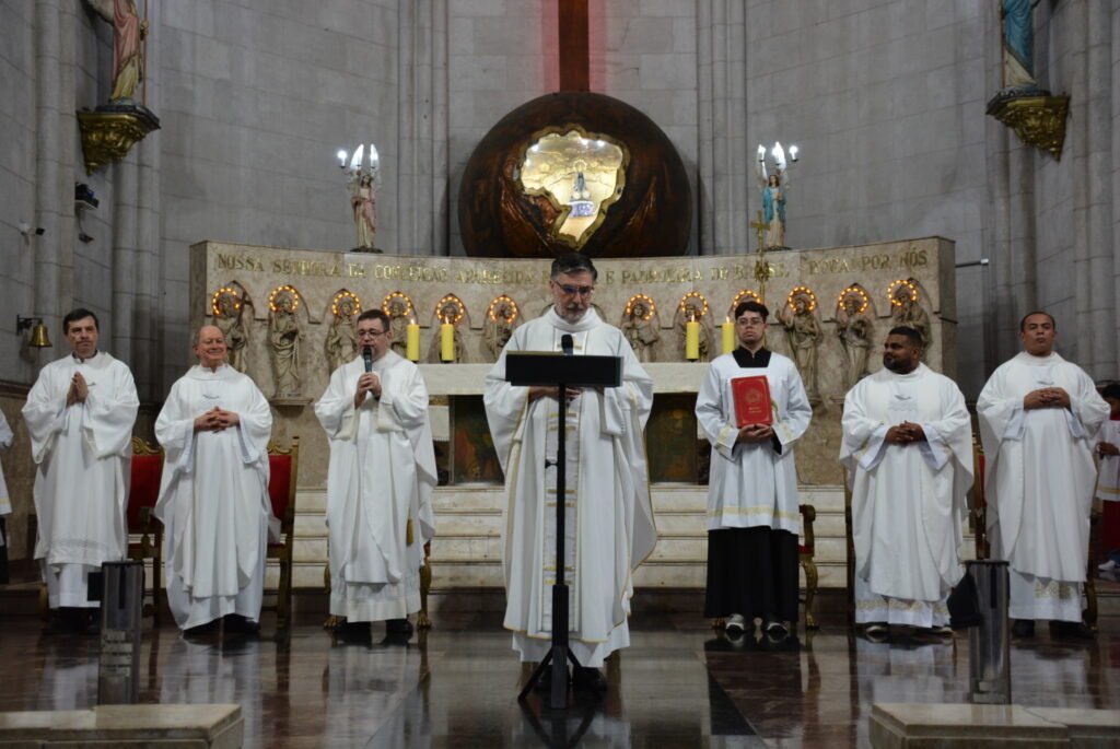 Formações, festas de padroeiro, ações sociais e missas com Crisma são destaques no Ipiranga - Jornal O São Paulo