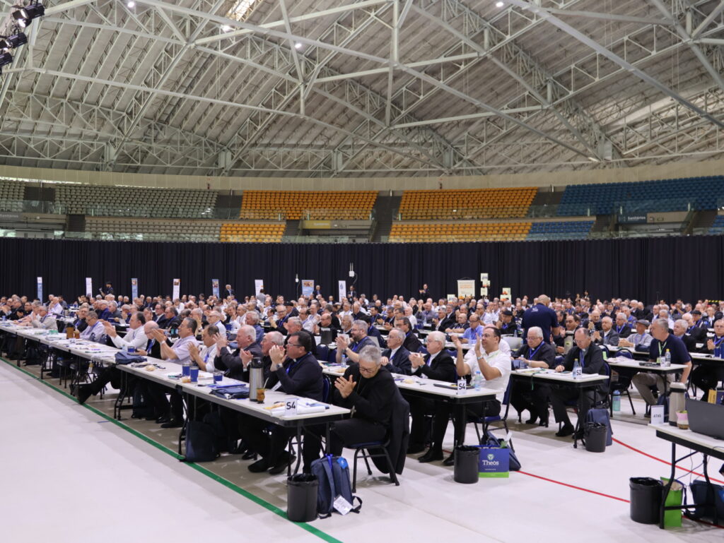 Bispos do Brasil aprovam novas Diretrizes e apontam rumos para a missão da Igreja - Jornal O São Paulo