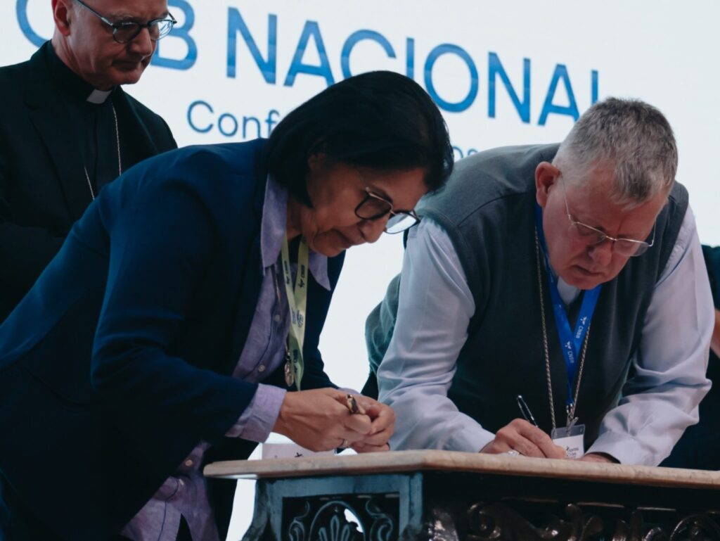 Pontifícia Comissão de Tutela de Menores, CNBB e CRB firmam protocolo de intenções para a proteção de menores na Igreja no Brasil - Jornal O São Paulo