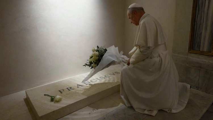 Leão XIV destaca o legado de Francisco, falecido há 1 ano - Jornal O São Paulo