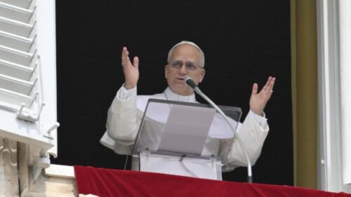 Papa: a fé deve ser alimentada com a Eucaristia todos os domingos, em comunidade