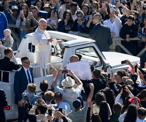 Papa: até o sofrimento, vivido em união com Jesus, é caminho para a santidade - Jornal O São Paulo