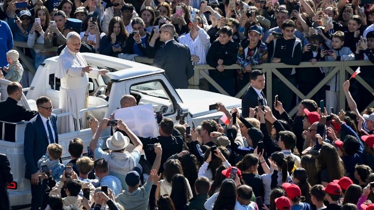 Papa: até o sofrimento, vivido em união com Jesus, é caminho para a santidade - Jornal O São Paulo