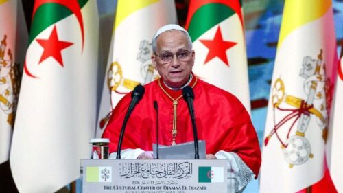 Na Argélia, Papa denuncia tentativas neocoloniais e violações do direito internacional