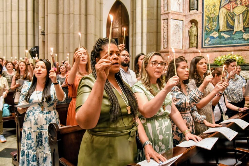‘Este é o anúncio desta noite: a passagem, do Senhor, da morte para a vida’ - Jornal O São Paulo