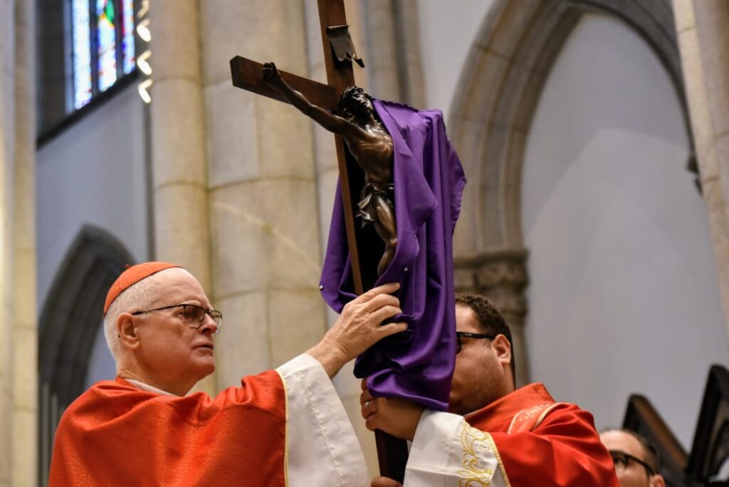 ‘Ele o fez por amor’, destaca Dom Odilo sobre a Paixão de Cristo