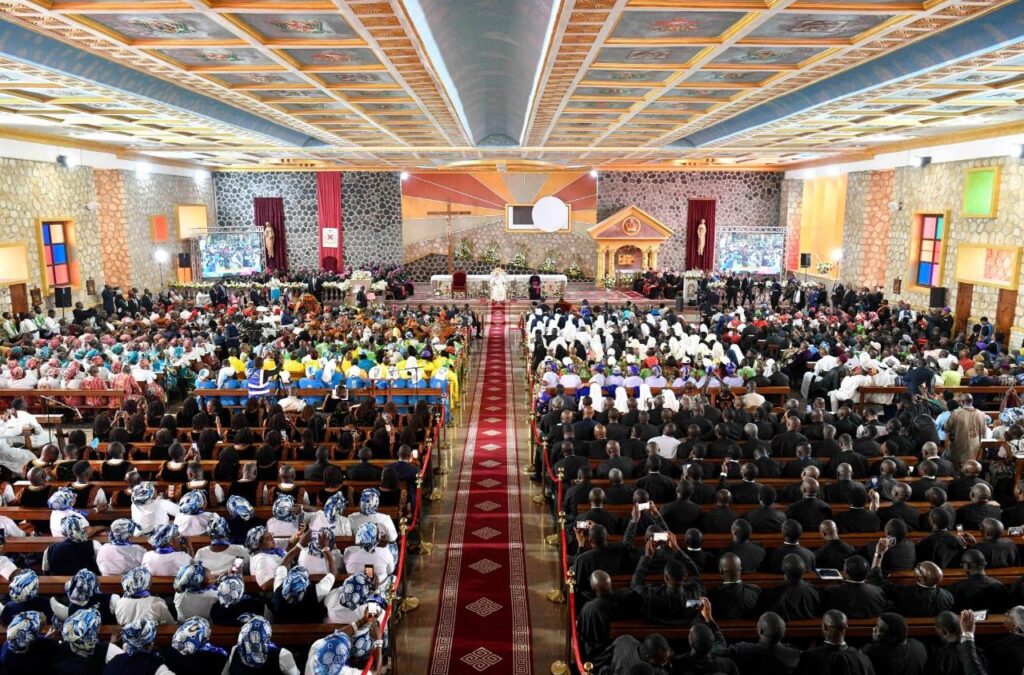 Papa: a paz deve prevalecer sobre os ‘senhores da guerra’ que usam o nome de Deus  - Jornal O São Paulo