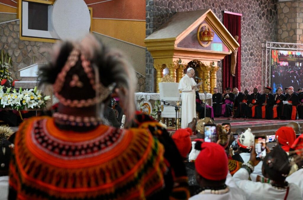 Papa: a paz deve prevalecer sobre os ‘senhores da guerra’ que usam o nome de Deus  - Jornal O São Paulo