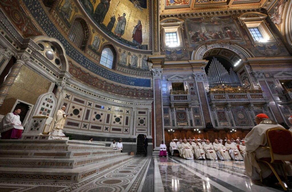 ‘Ao lavar a nossa carne, Jesus purifica a nossa alma’, diz Leão XIV na missa da Ceia do Senhor - Jornal O São Paulo