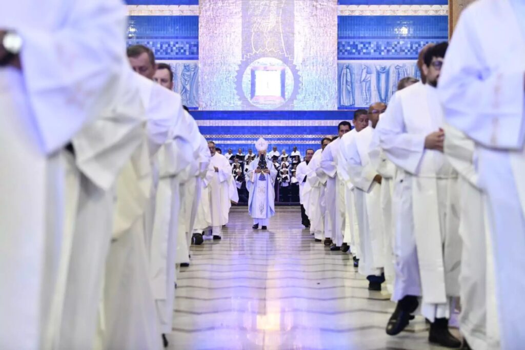 Dom Orlando se despede da Arquidiocese de Aparecida - Jornal O São Paulo