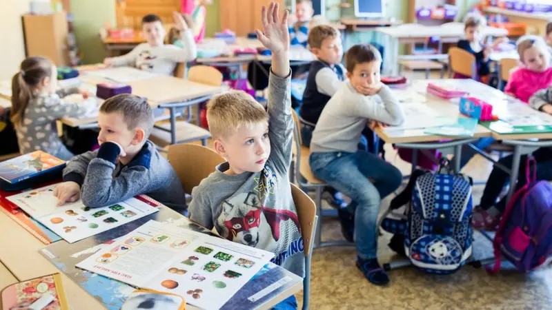 Estônia: país europeu se tornou referência mundial em educação - Jornal O São Paulo