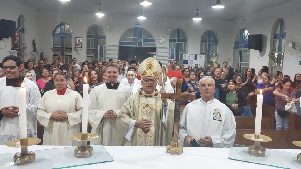 Dom Carlos Silva preside missa em honra a São Luís Maria Montfort - Jornal O São Paulo