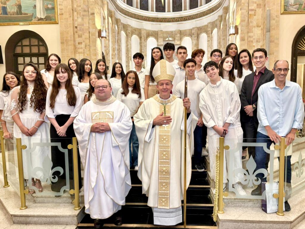 Crismas, encontros formativos e celebrações de Nossa Senhora de Fátima são destaques na Região Ipiranga - Jornal O São Paulo