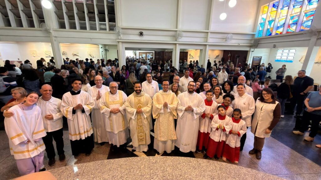 Mais de 40 jovens participam de encontro vocacional na Paróquia Rainha Santa Isabel - Jornal O São Paulo