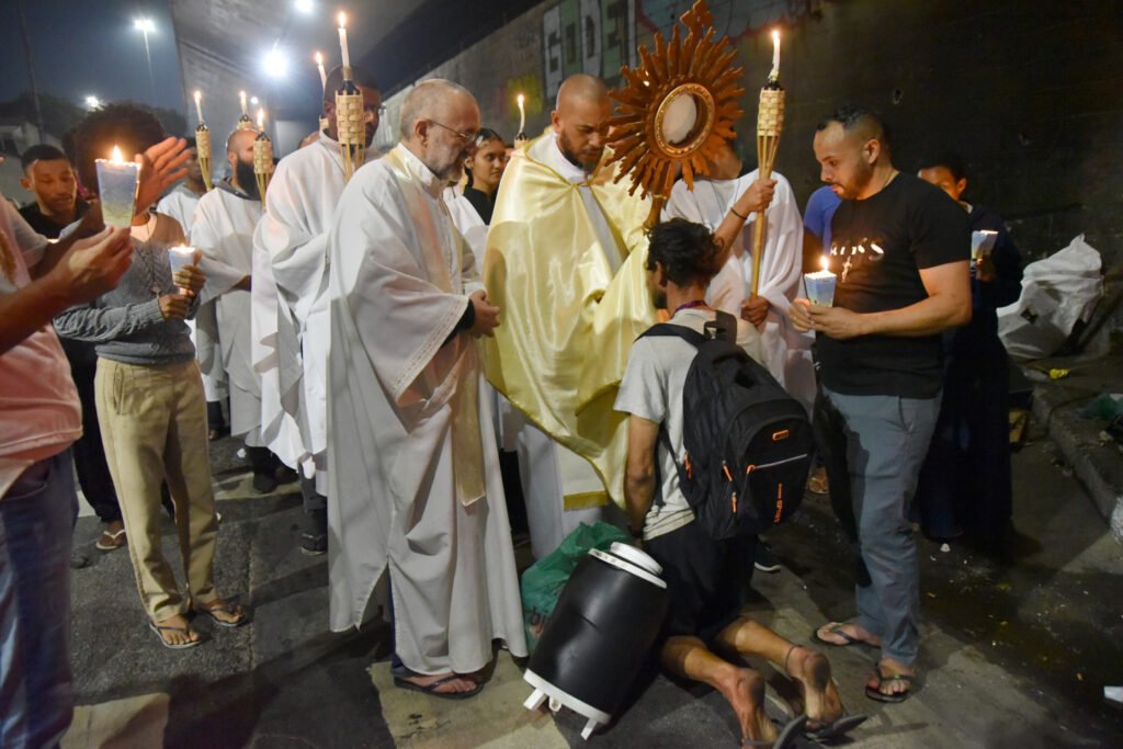 ‘Jesus veio para encontrar a todos’, destaca Dom Odilo em ação da Missão Belém nas ruas - Jornal O São Paulo