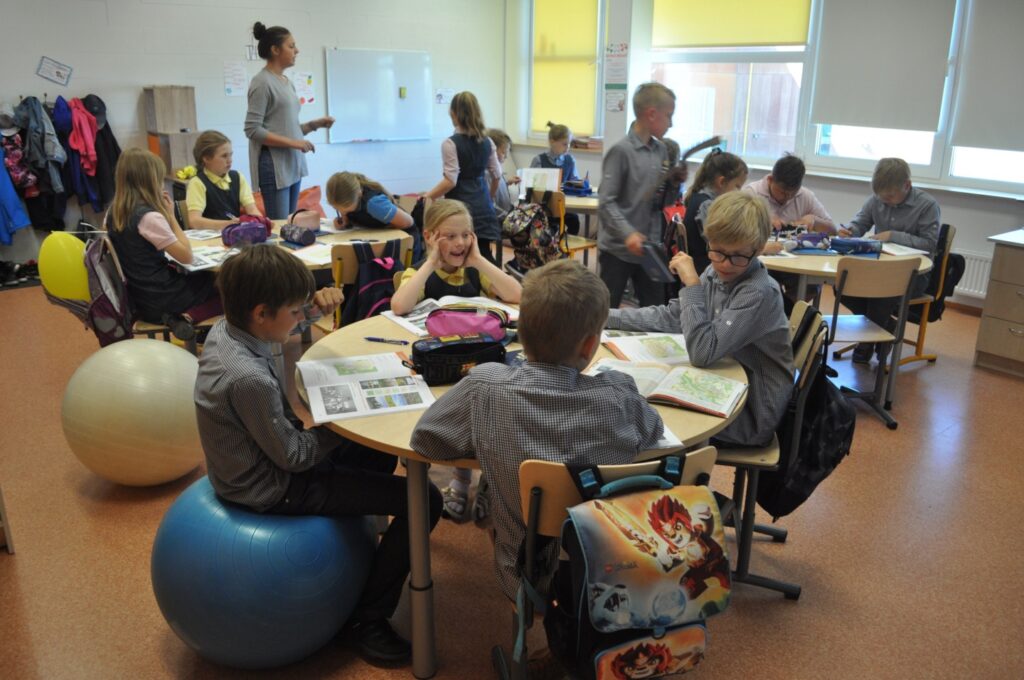 Estônia: país europeu se tornou referência mundial em educação - Jornal O São Paulo
