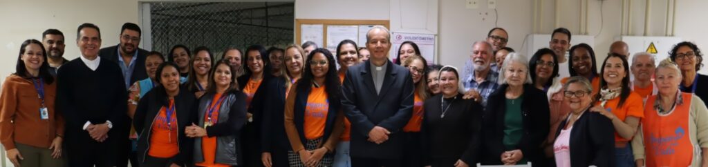 Dom Celso Alexandre faz visita pastoral à Associação Amparo Maternal - Jornal O São Paulo