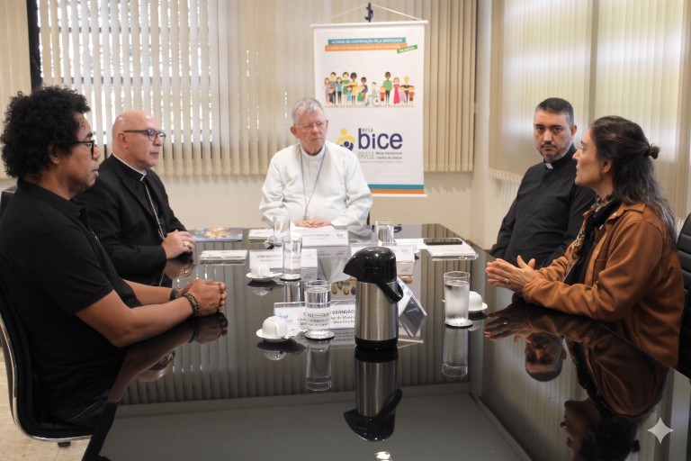 CNBB renova acordo de cooperação em defesa da dignidade e dos direitos de crianças e adolescentes - Jornal O São Paulo