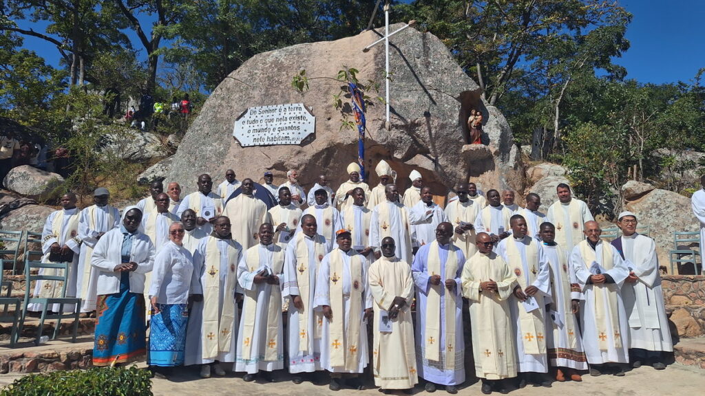 Em âmbito global, estatísticas da Igreja apresentam um panorama promissor do catolicismo - Jornal O São Paulo