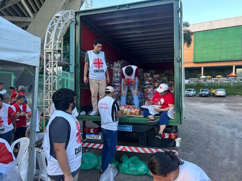 Arquidiocese de Manaus reúne mais de 70 mil pessoas na Solenidade de Pentecostes 2026 - Jornal O São Paulo