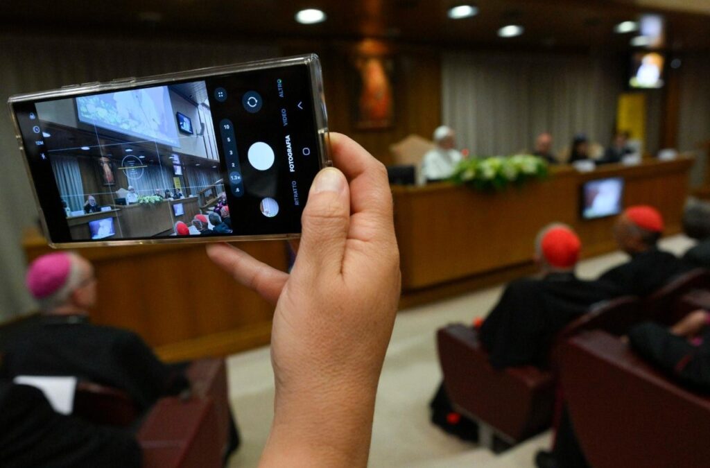 É preciso ‘desarmar a inteligência artificial’ e construir algo novo, diz o Papa - Jornal O São Paulo